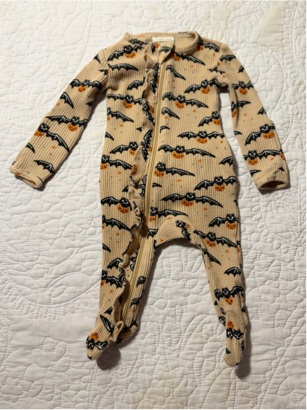 SpearmintLOVE Halloween Bat Pumpkin Ruffle Footed Romper 0–3 Months